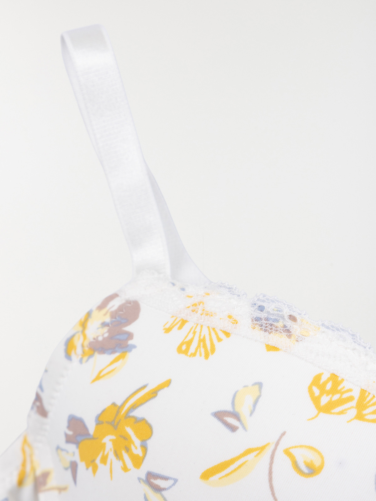 Lot de 2 soutiens-gorge femme (85B-95E) Lot de 2 soutiens-gorge femme (85B-95E)