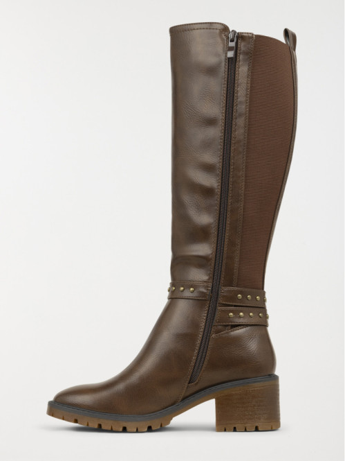 Bottes à talon marrons...