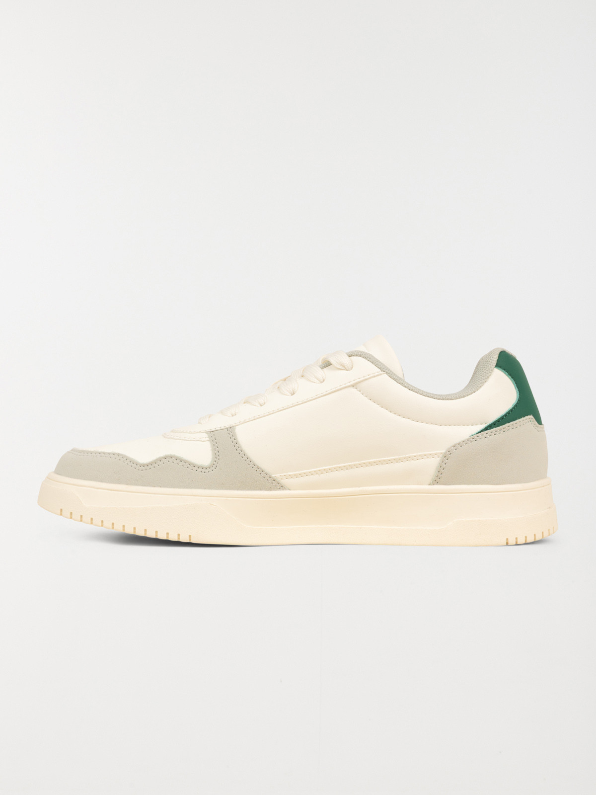 Basket à lacet blanche homme (40-46) Basket à lacet blanche homme (40-46)