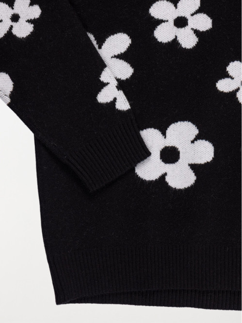 Pull noir motif fleuri...