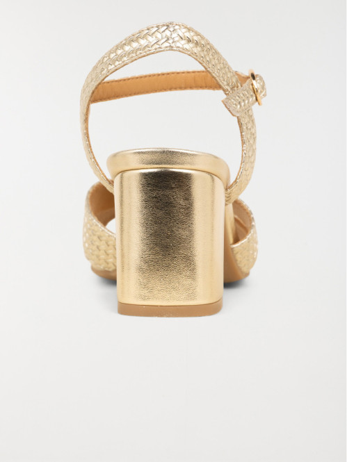 Sandales dorées à talon...