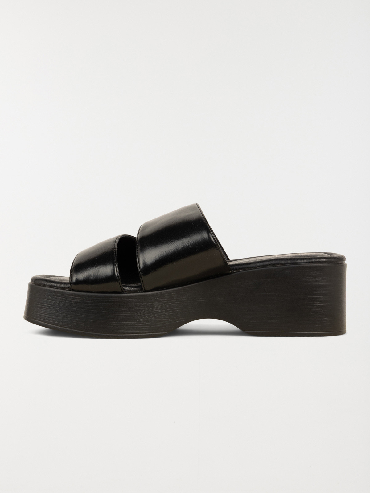 Mules noires à talon femme (36-41) Mules noires à talon femme (36-41)
