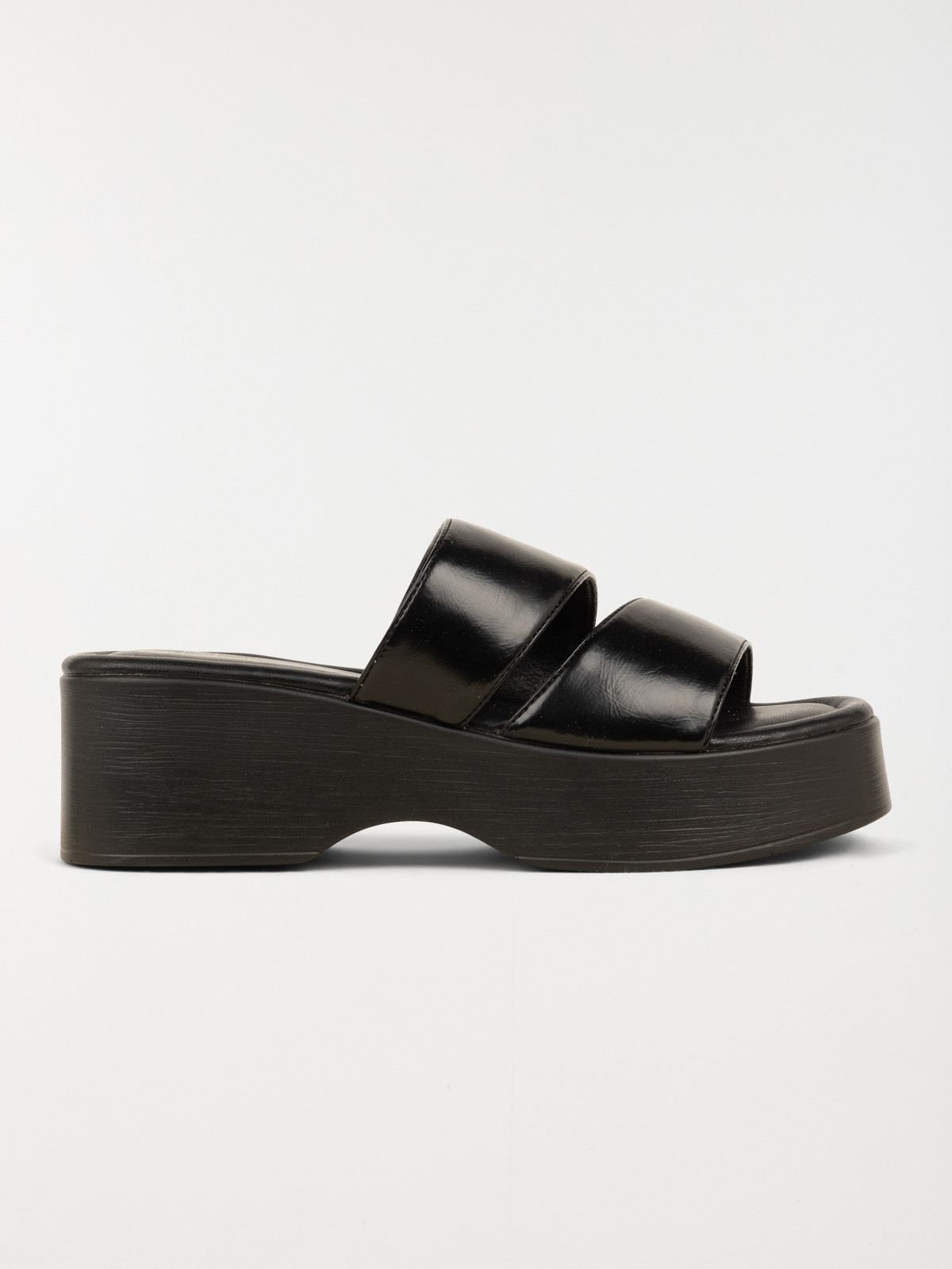 Mules noires à talon femme (36-41) Mules noires à talon femme (36-41)
