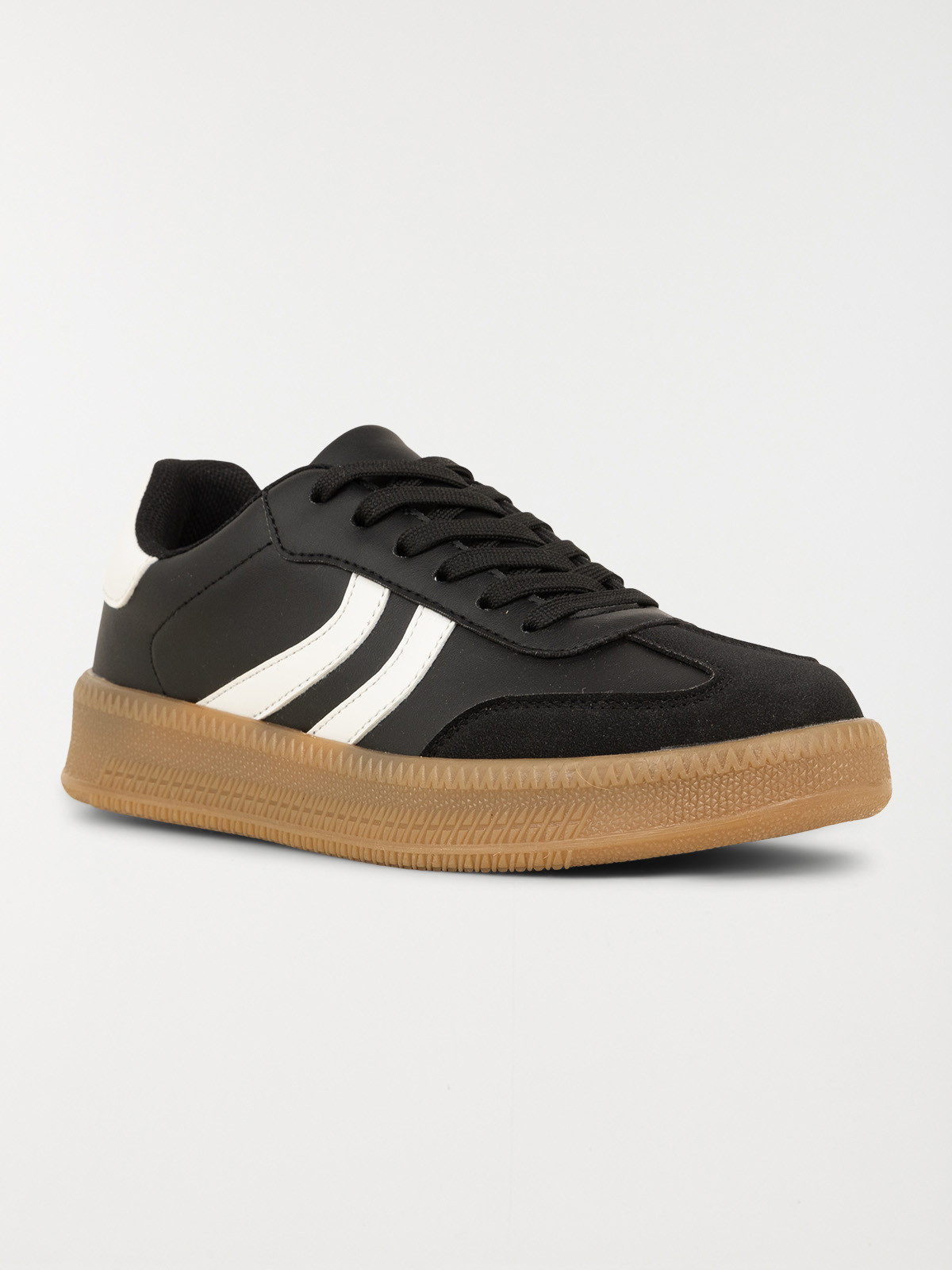 Basket noire bande blanche femme (36-41) Basket noire bande blanche femme (36-41)