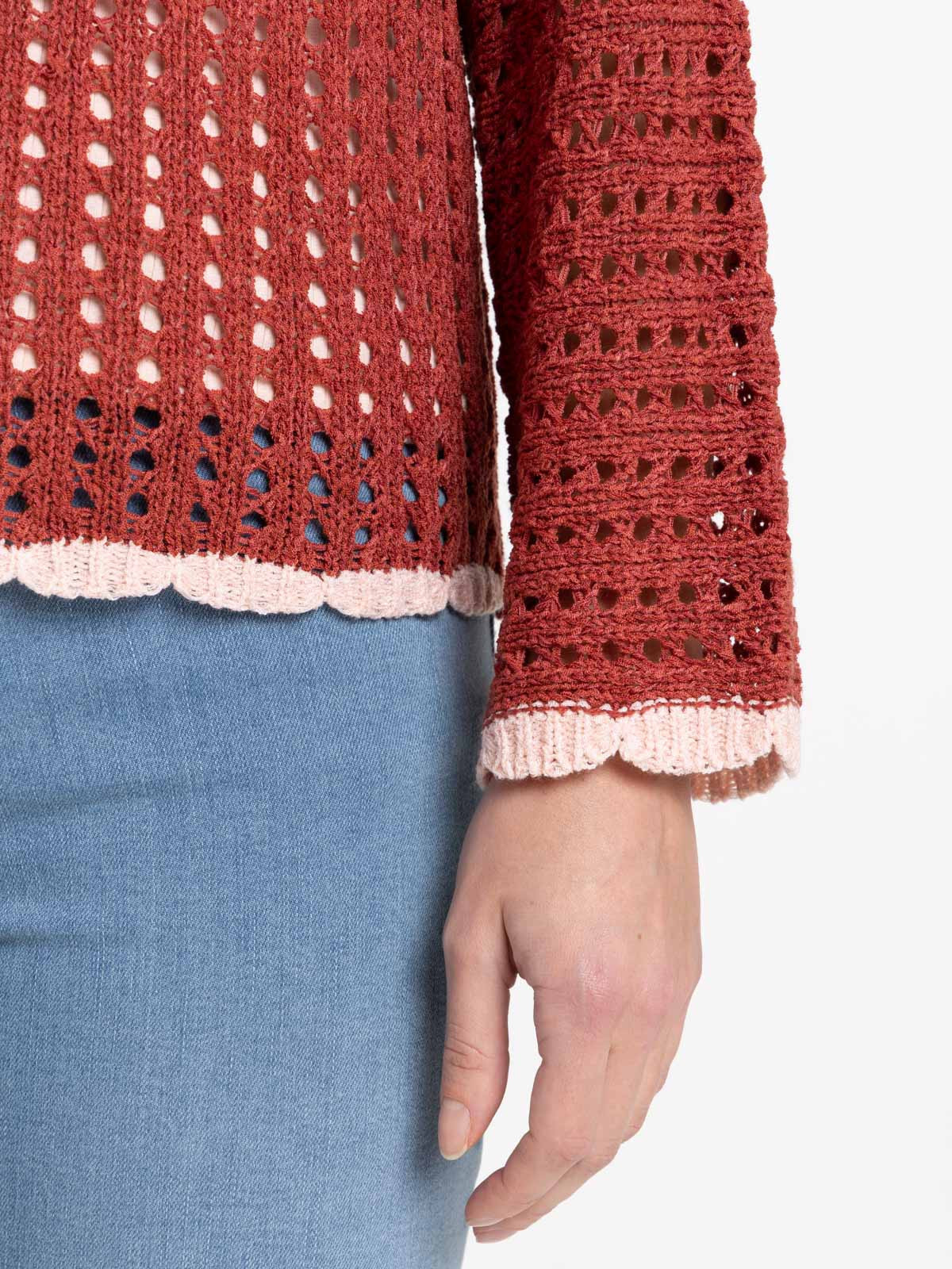 Pull crochet marron rougi femme