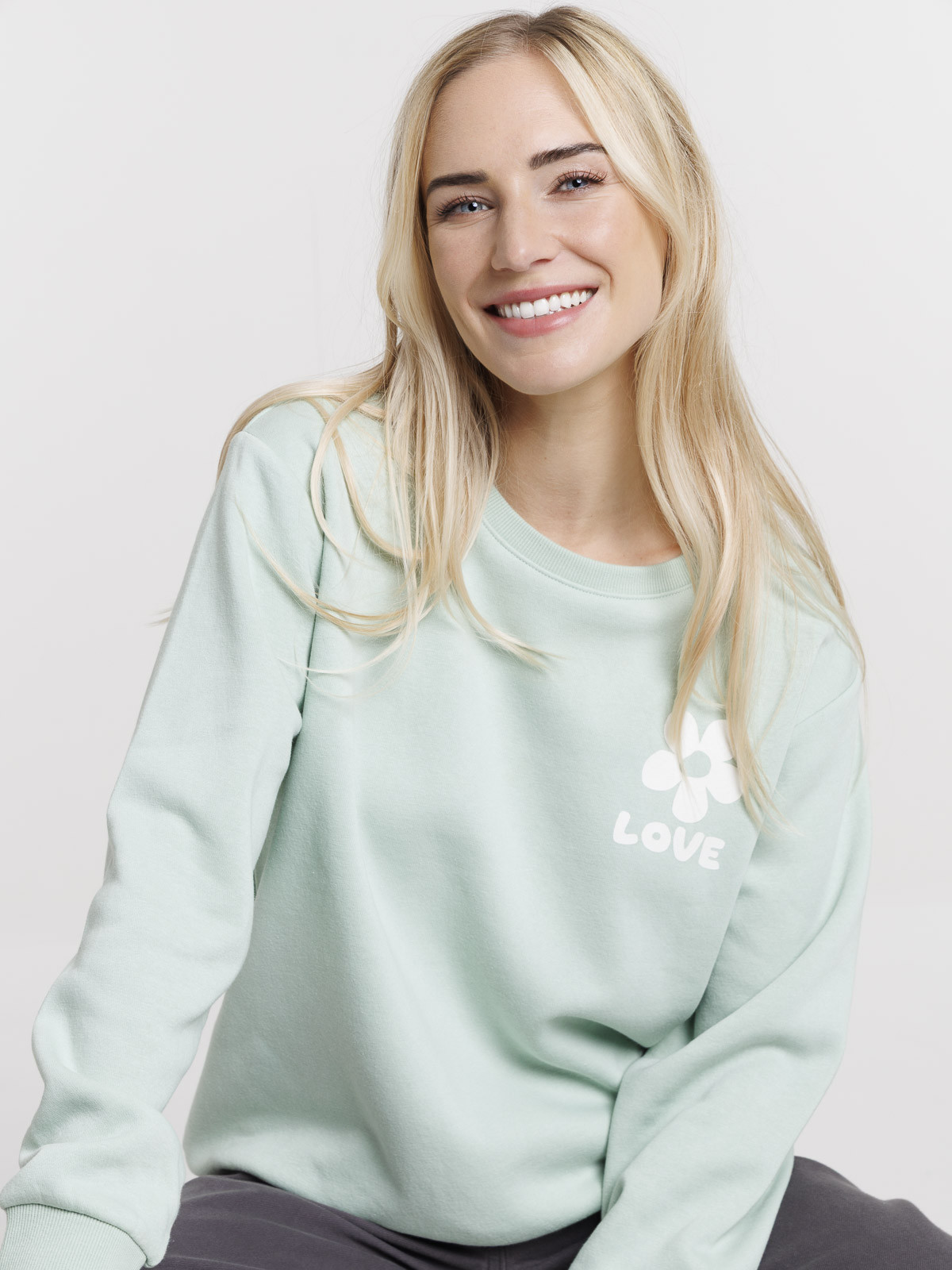 Sweat à message fleur femme