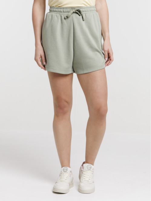 Short basique ample mousse...