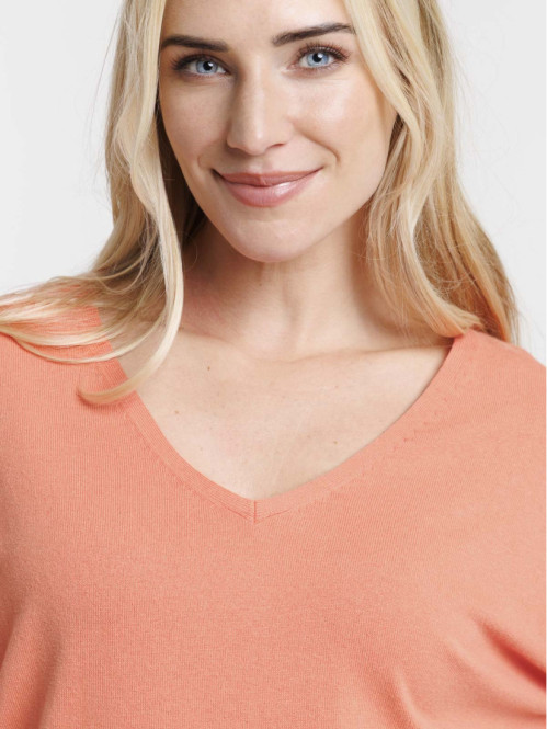 Pull fin col V corail femme