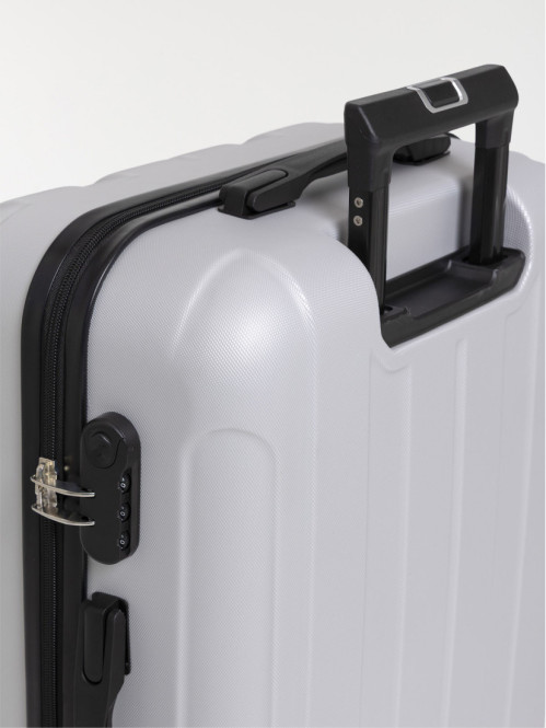 Valise rigide à roulettes...