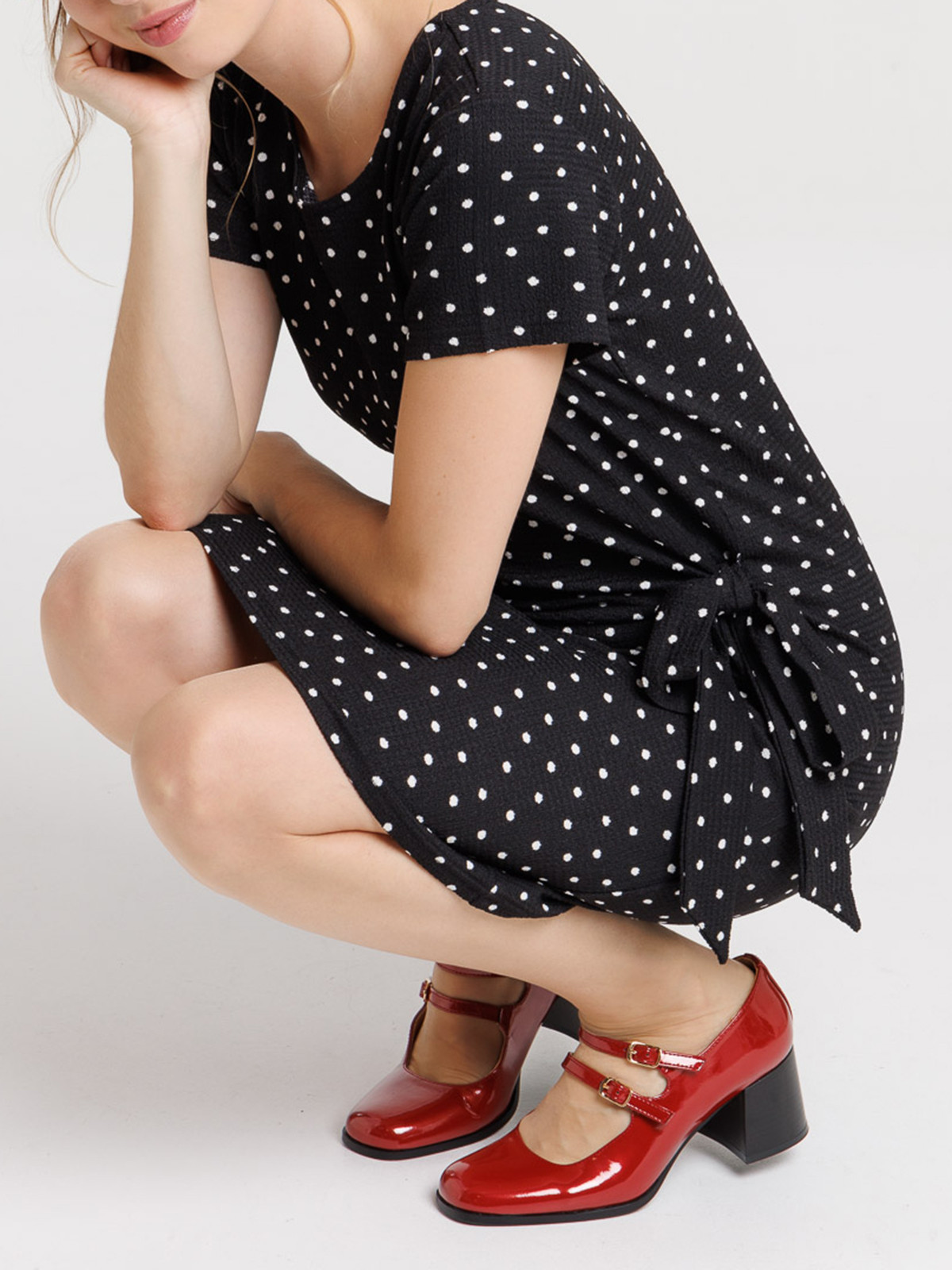 Robe noire imprimée à pois femme Robe noire imprimée à pois femme