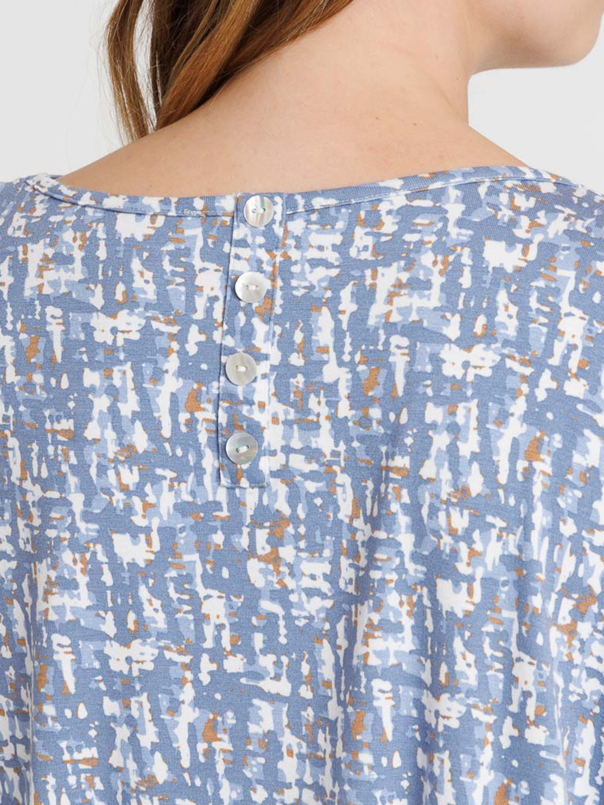 T-shirt imprimé boutons dos femme