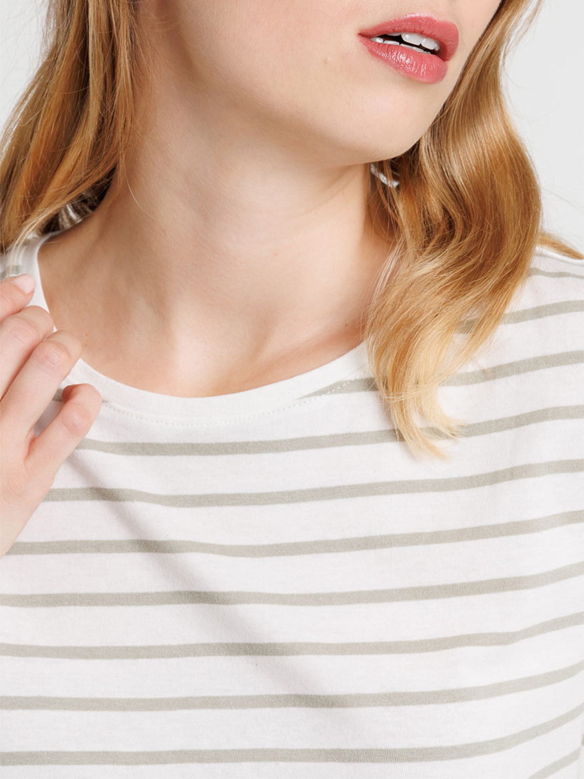 Tee-shirt écru rayé mousse femme