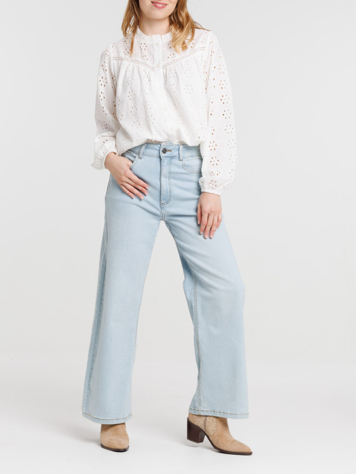 Chemise broderie anglaise...