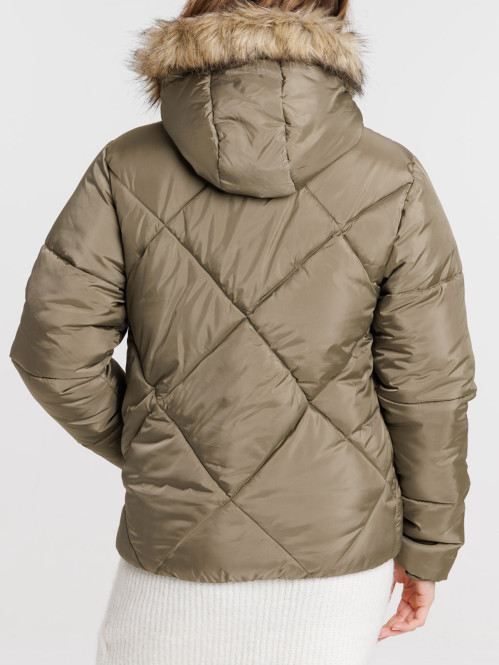 Doudoune courte à capuche...