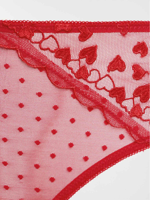 Tanga dentelle et coeur...
