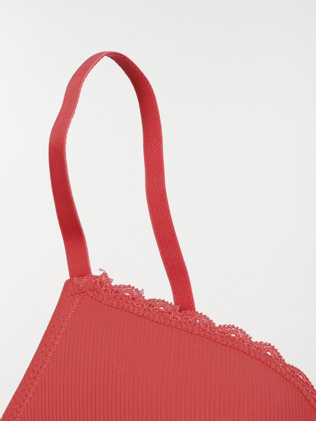 Lot de 2 soutiens-gorge femme (85B-95E) Lot de 2 soutiens-gorge femme (85B-95E)