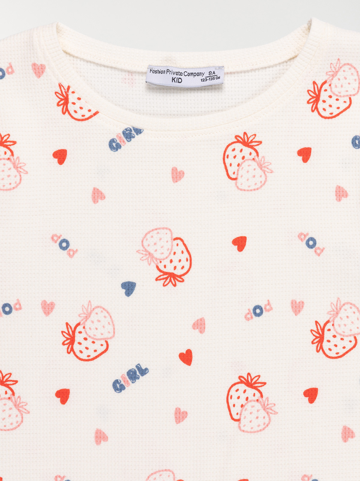 Tee-shirt cœur et fraise fille (3-12A) Tee-shirt cœur et fraise fille (3-12A)