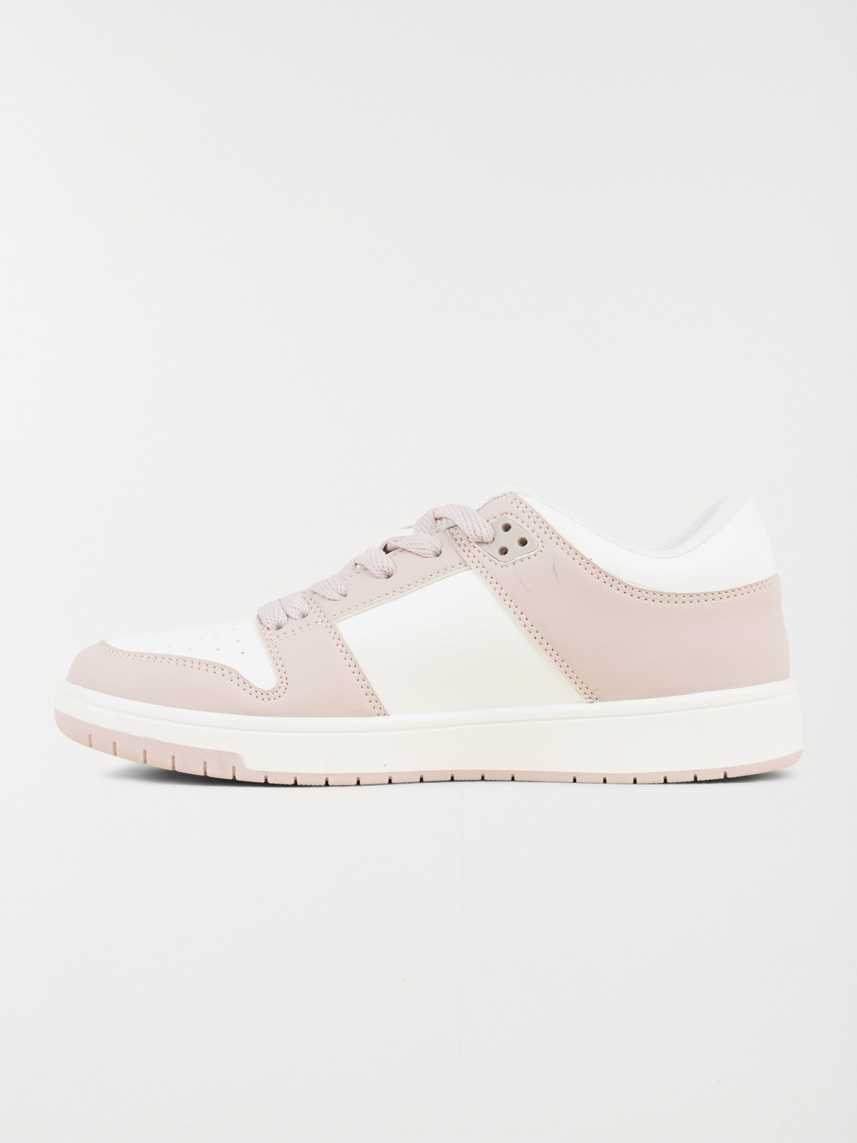 Baskets lacets roses femme (36-41) Baskets lacets roses femme (36-41)
