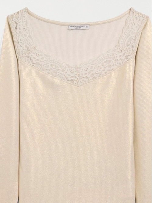 T-shirt écru col V dentelle...