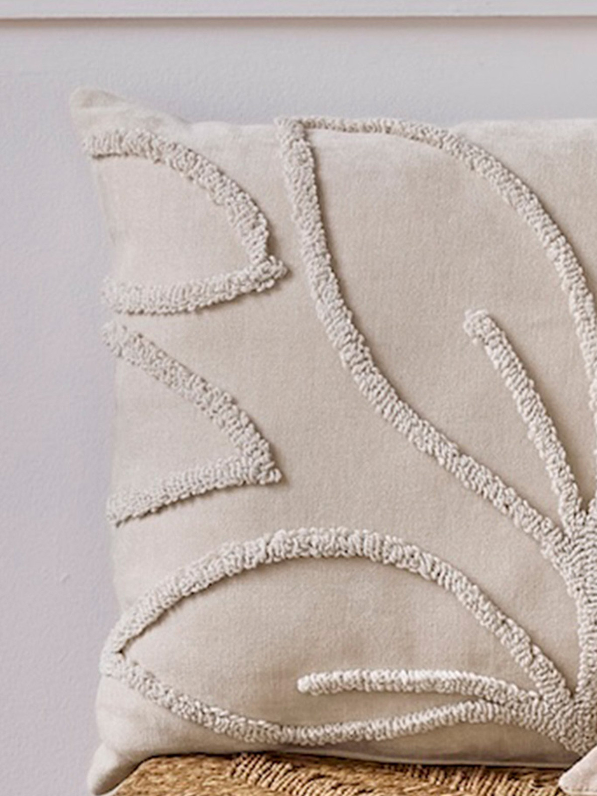 Coussin beige 45 x 45 cm Coussin beige 45 x 45 cm