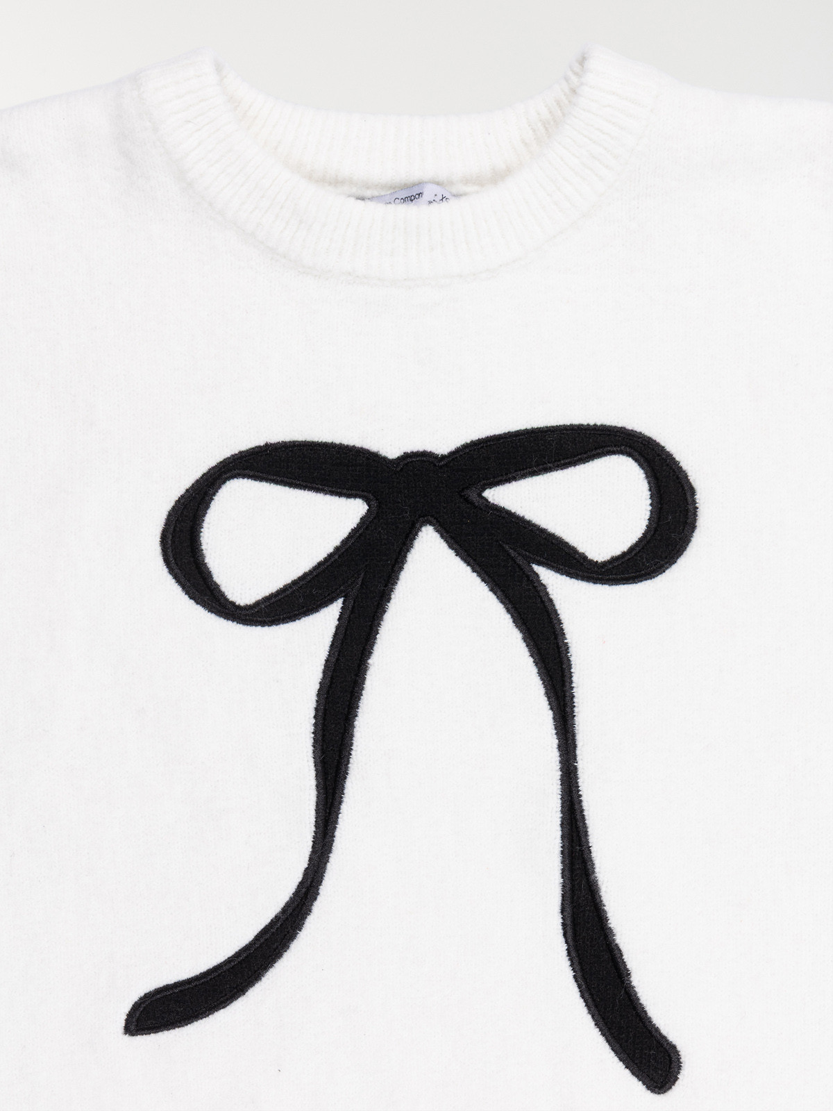 Pull écru noeud fille (XXS-M) Pull écru noeud fille (XXS-M)