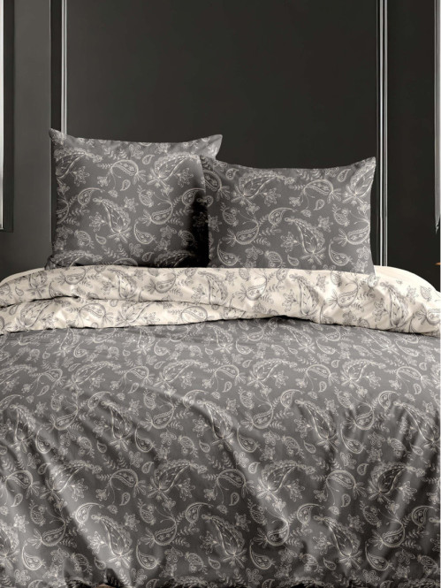 Parure fleurie 2 personnes...