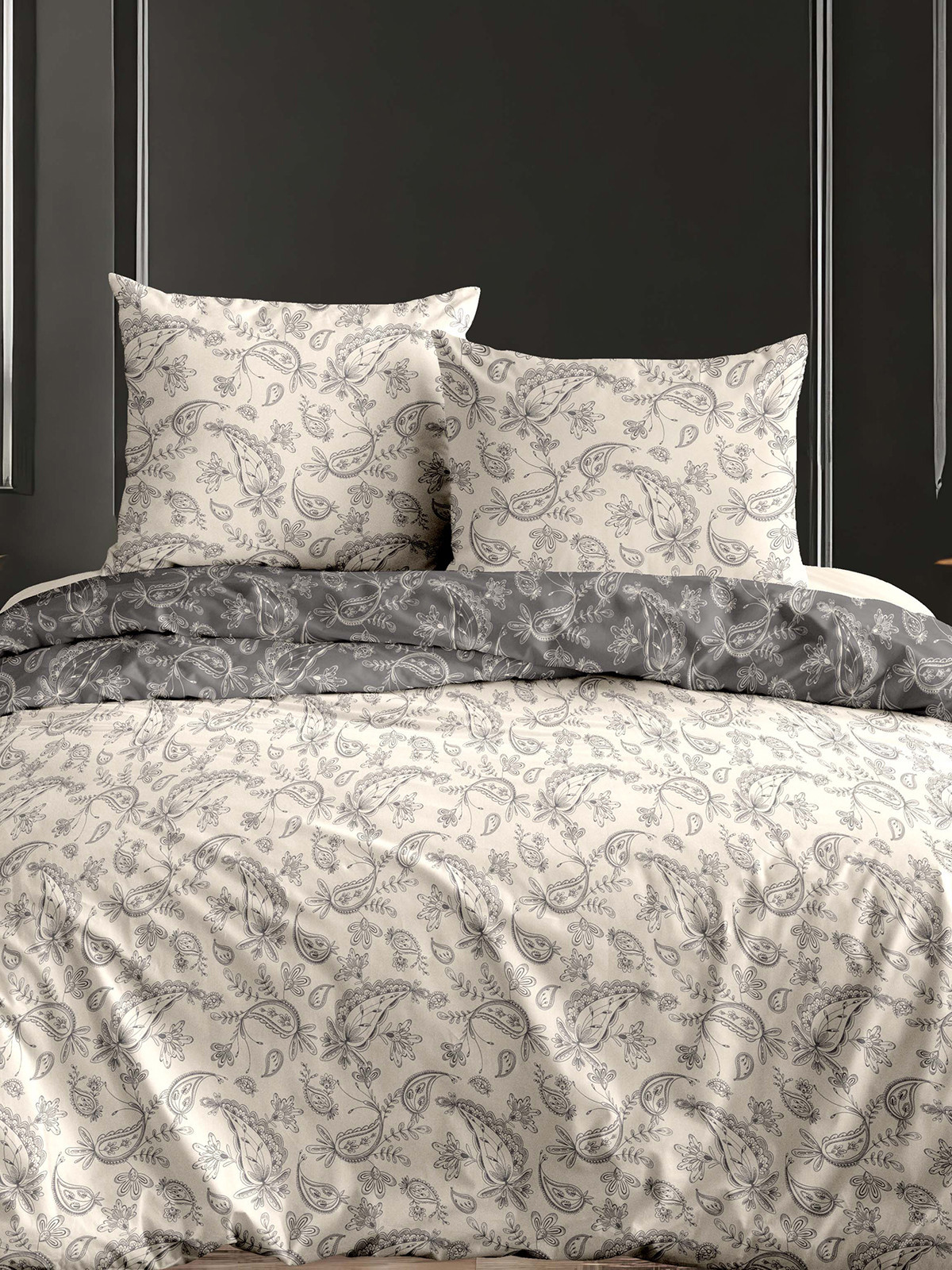 Parure fleurie 2 personnes 260x240 cm Parure fleurie 2 personnes 260x240 cm