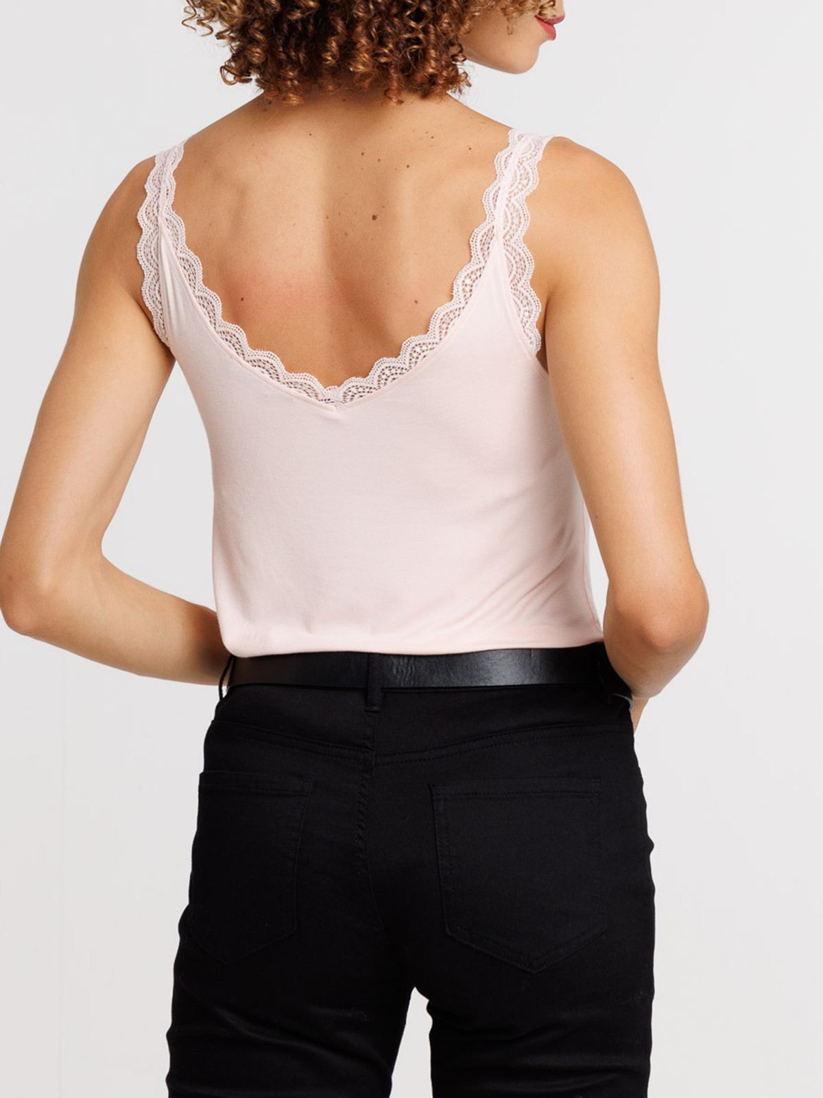 Débardeur dentelle col V femme Débardeur dentelle col V femme