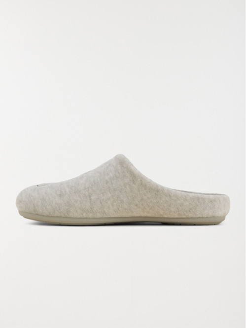 Chaussons chat brodé femme...