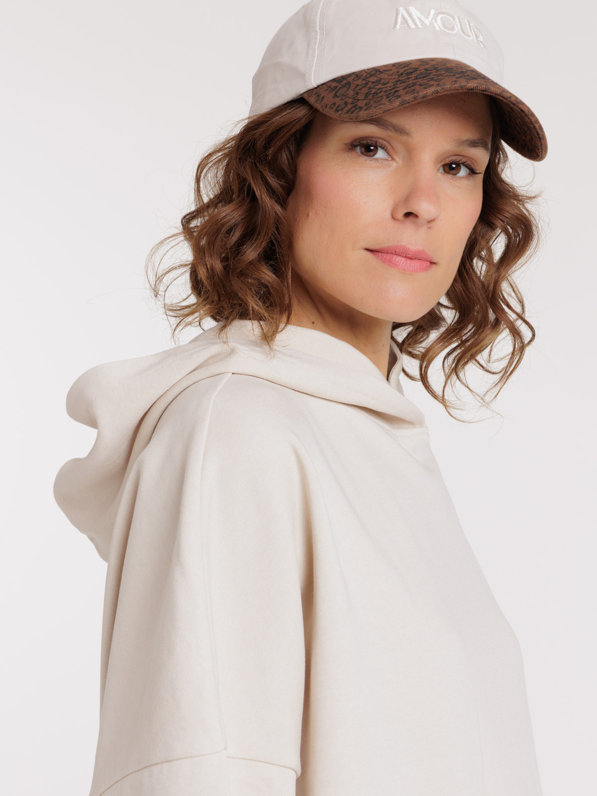 Sweat à capuche beige grisé femme