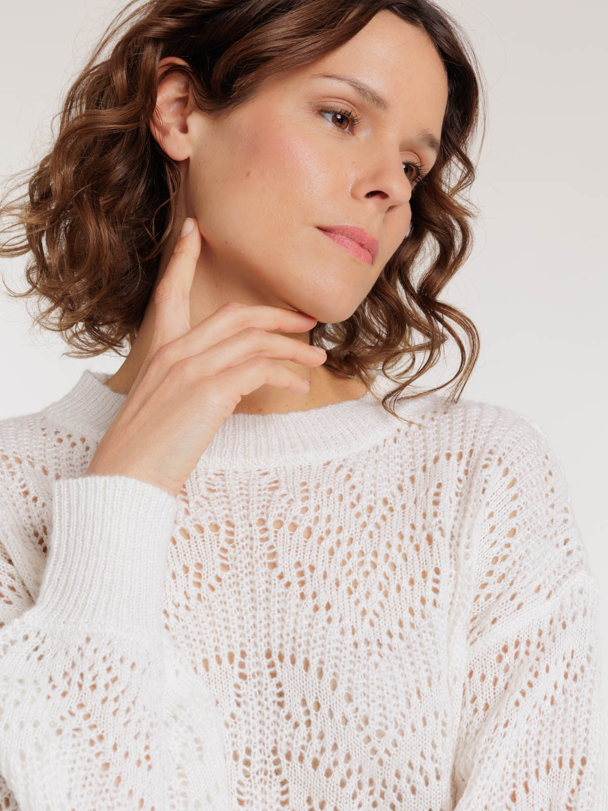 Pull col rond maille ajourée femme