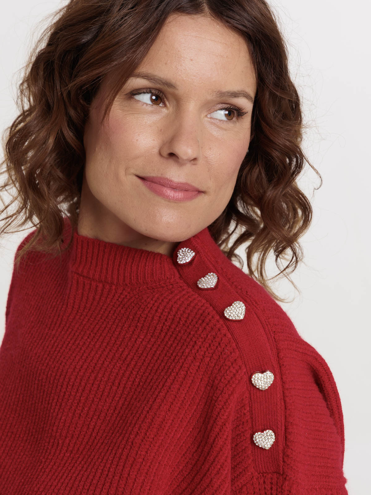 Pull boutons coeurs strass femme