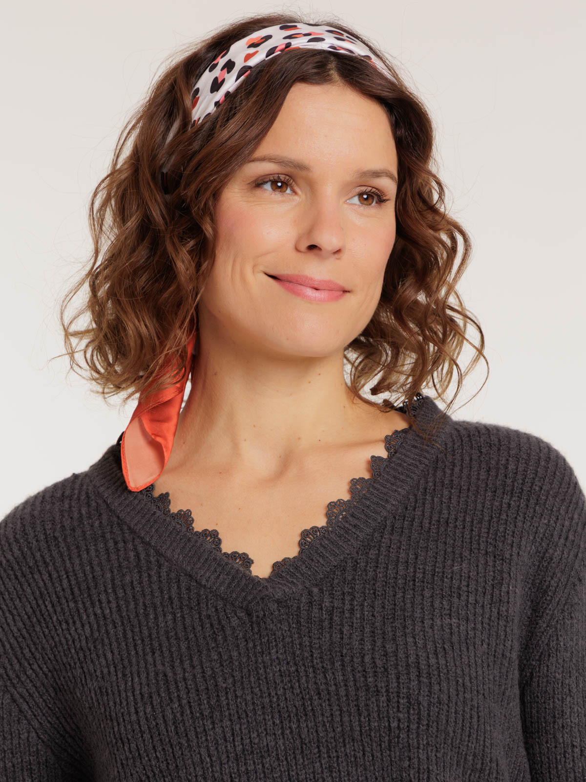 Pull col V dentelle femme