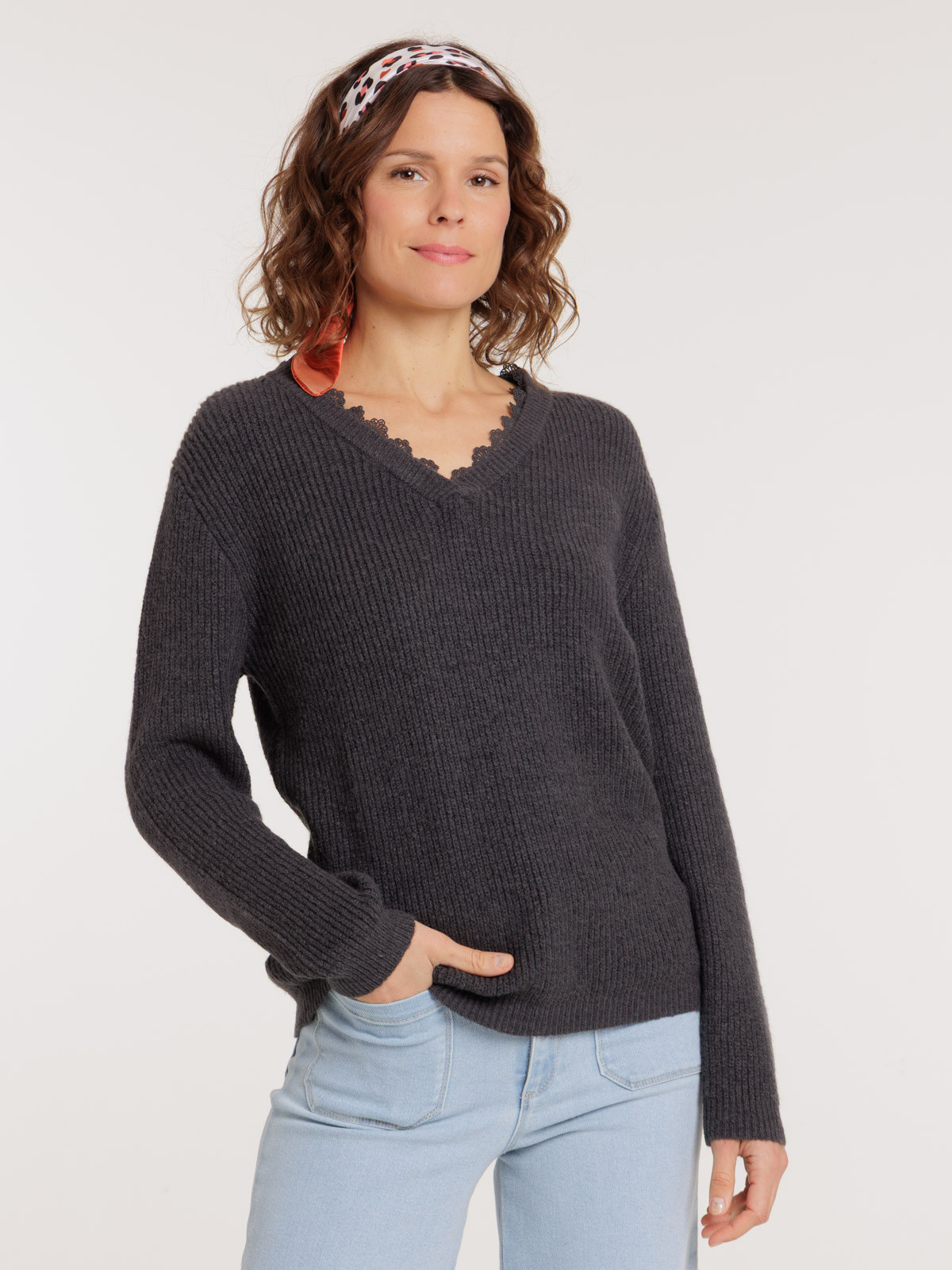 Pull col V dentelle femme