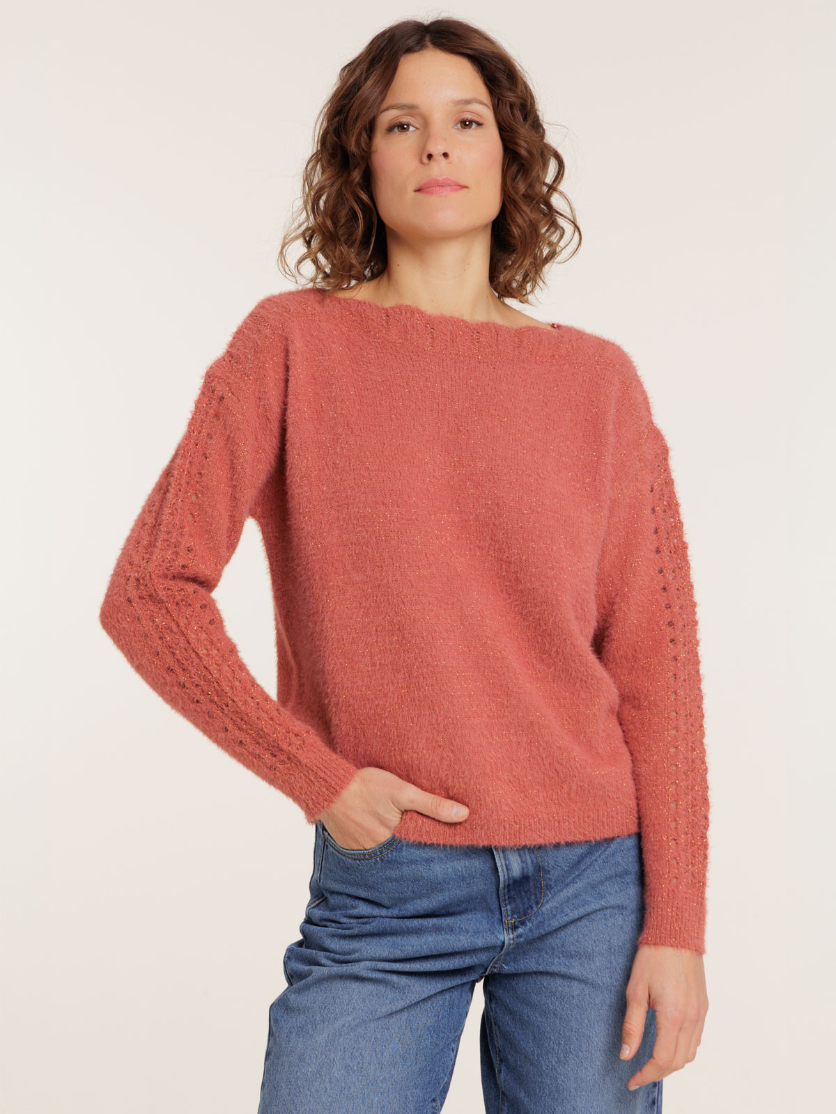 Pull femme col bateau festonné marsala