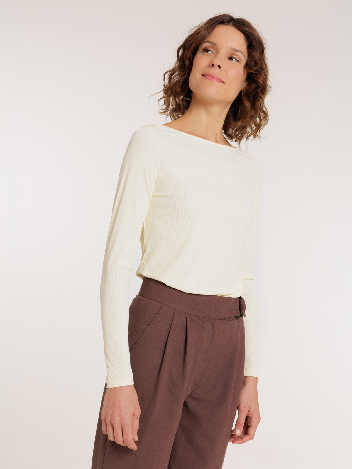 T-shirt côtelé coloris vanille femme