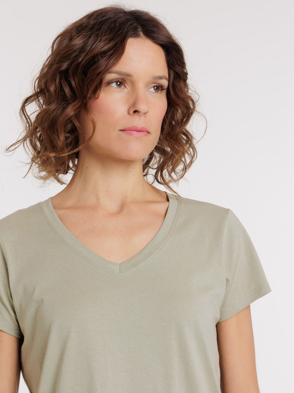 Tee-shirt col V mousse clair femme Tee-shirt col V mousse clair femme