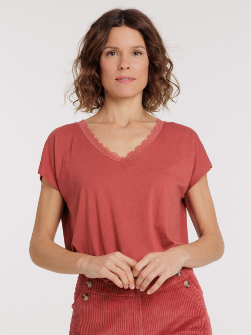 Tee-shirt col V dentelle marsala femme
