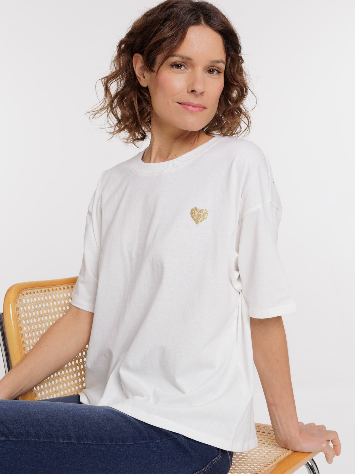 T-shirt blanc cassé coeur doré femme