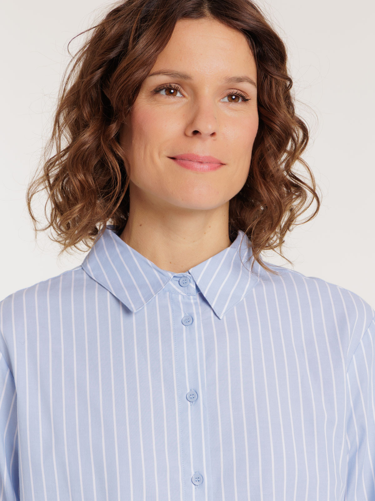 Chemise manches longues rayée femme Chemise manches longues rayée femme