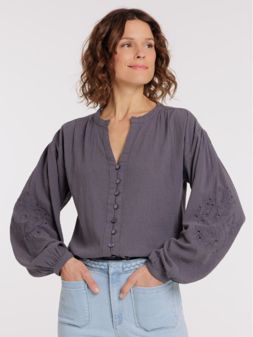 Chemise brodée manches...