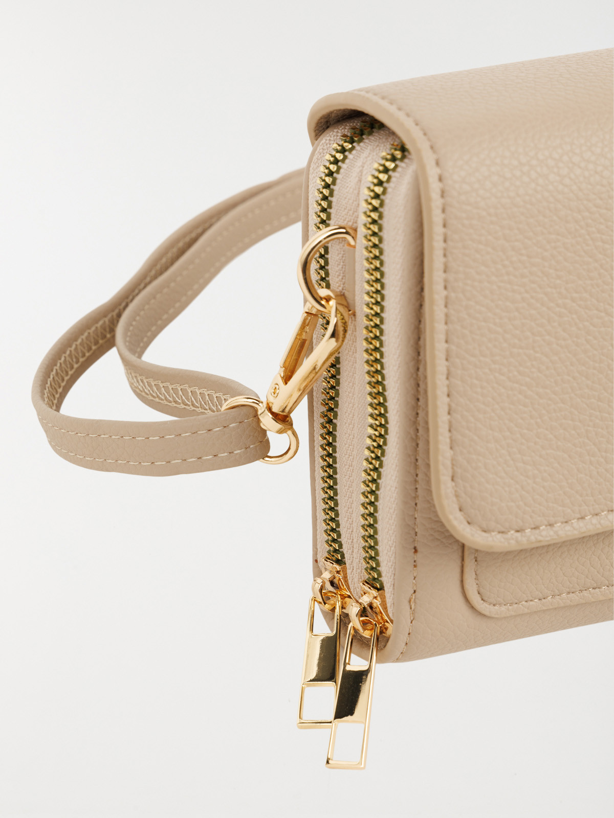 Pochette format portefeuille femme Pochette format portefeuille femme