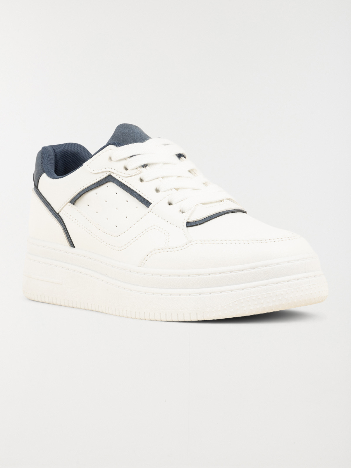 Baskets blanches femme basses (36-41)