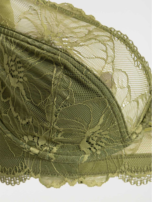 Soutien-gorge grande taille...