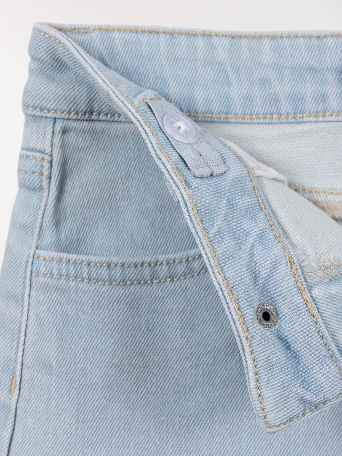 Short en jean bleach denim fille (3-12A) Short en jean bleach denim fille (3-12A)