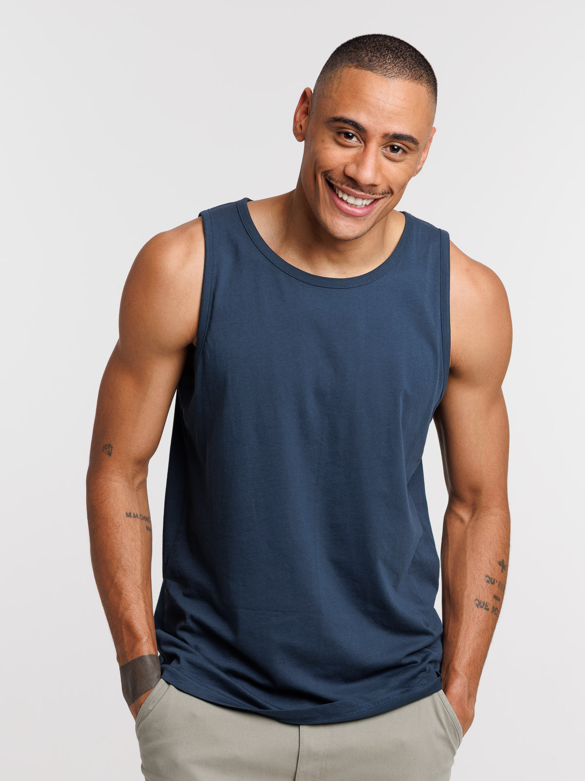 Débardeur basique bleu nuit homme