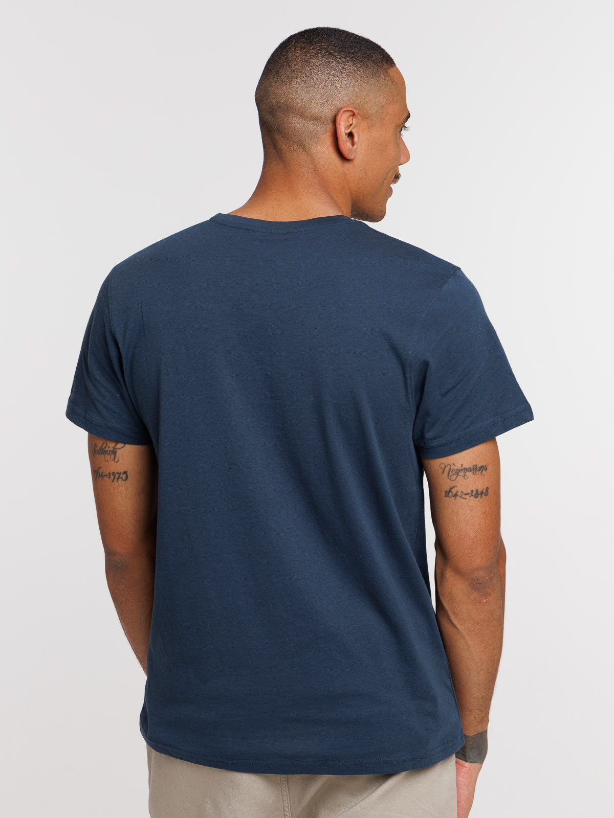Tee-shirt col V bleu nuit homme