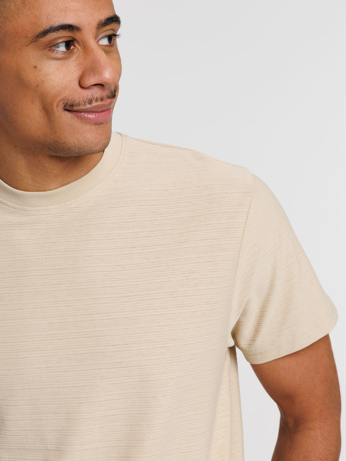 T-shirt uni col rond homme