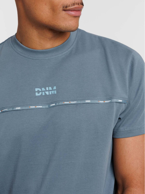 T-shirt manches courtes...