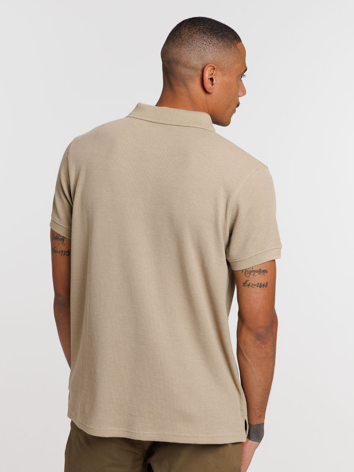 Polo coloris taupe homme